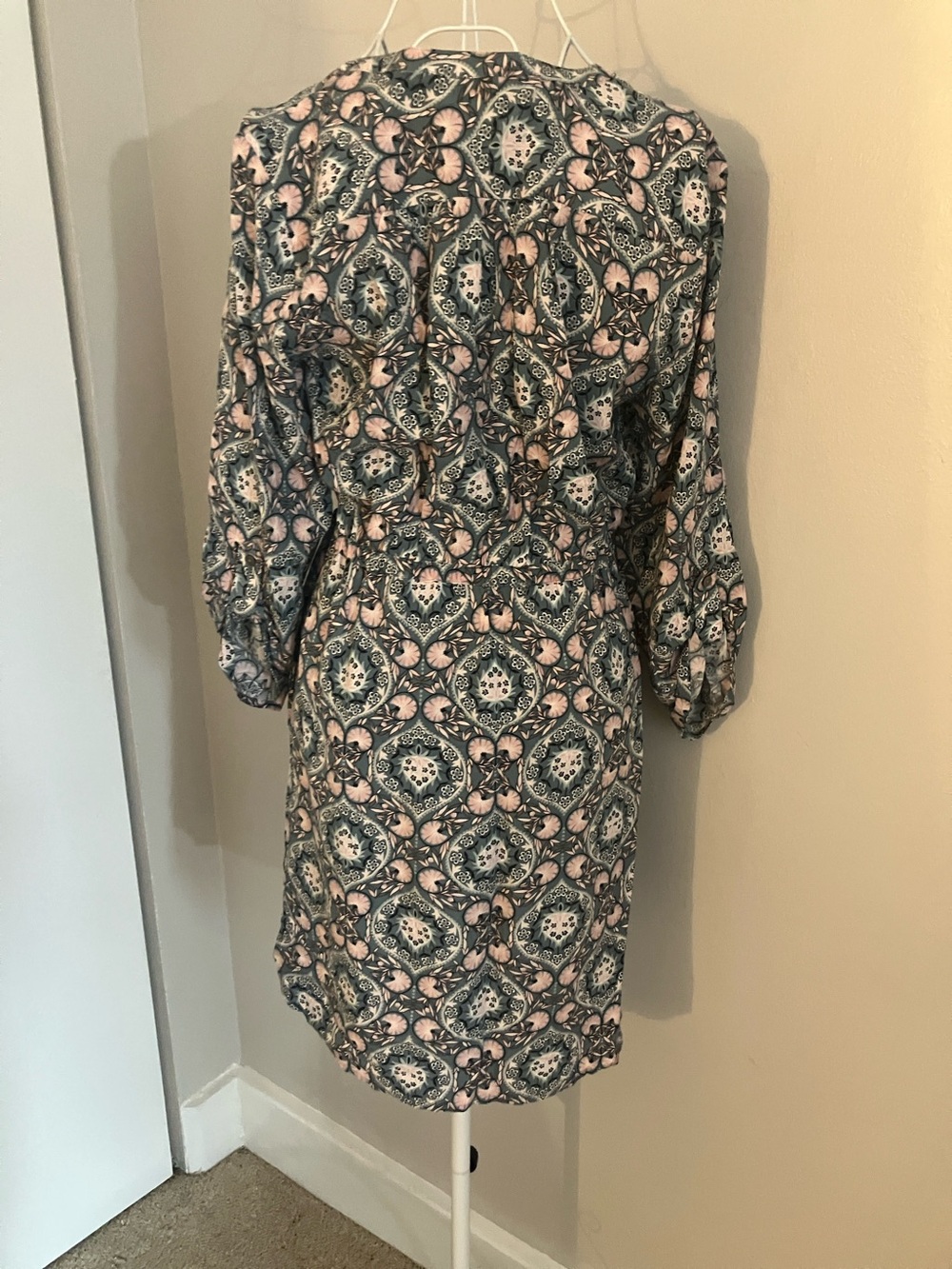 LOFT Floral Tie-Waist Mini Dress in Dusty Blue and Blush Art Nouveau print Sz SP - Picture 9 of 9